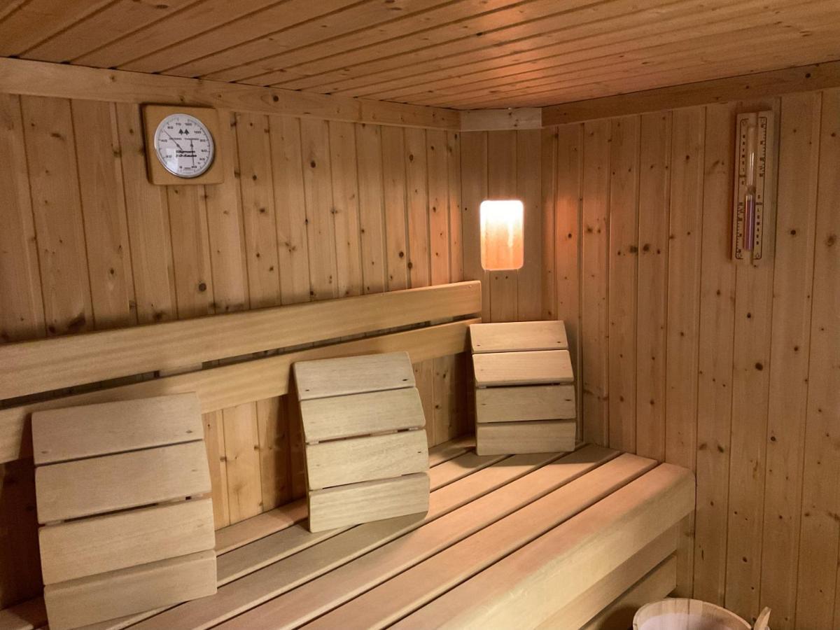 Hotel Wildrose Neukirchen am Großvenediger Exteriör bild